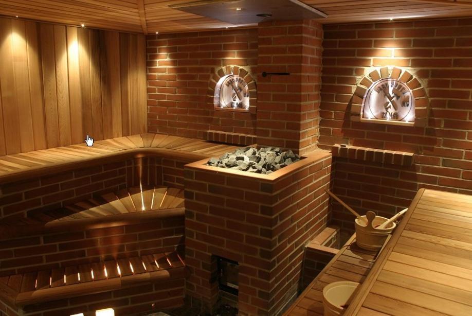 Perinteinen puulämmitteinen sauna Viking Motelilla